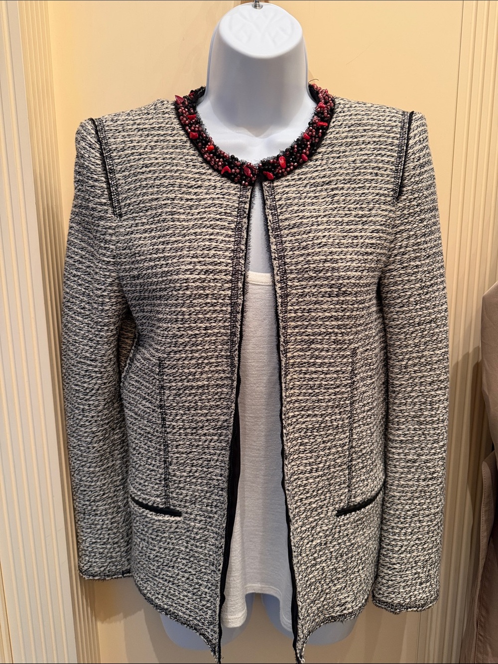 ZARA Woman Tweed Fantasy Blazer Beaded Neckline Jacket ~ M